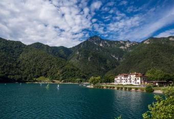 Hotel Lido has Balcony rooms
