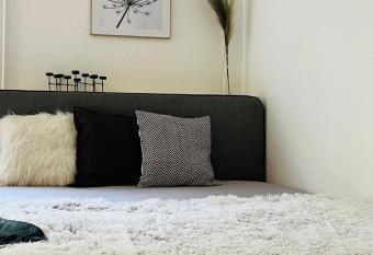 Deich Quartier 9.2 allows 18 year olds to book a room