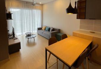 Cuti Genting Luxury 8 Pax Free Wifi 2 bedrooms 2 bathroom Mountain View has Balcony rooms