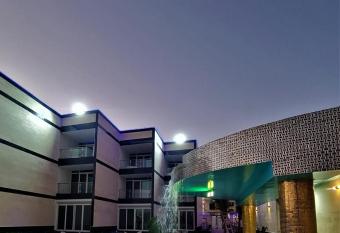 Relax in Resort AL Dourah has Balcony rooms