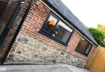 Exclusive Modern decorated 1 Bedroom Detached Studio has Balcony rooms