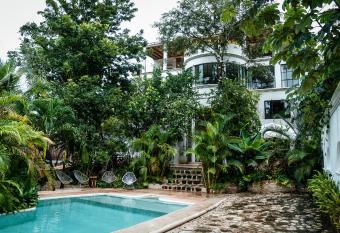 Hotel MAG - HA has Balcony rooms