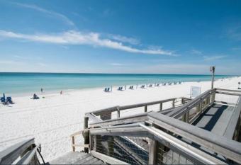 Sea La Vie - 3 Bedrooms CONDO on the Beach - Sleeps 8 has Balcony rooms
