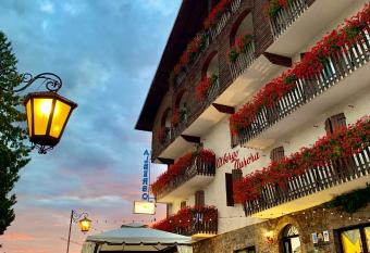 Aurora has Balcony rooms