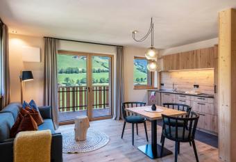 Apartment Poma has Balcony rooms