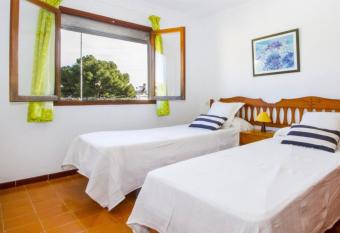 Ponent has Balcony rooms