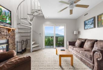 Deer Ridge Mountain Resort D302 has Balcony rooms