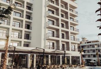 Delight Hotel & SPA has Balcony rooms