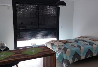 Alquiler Temporario Rosario 2 allows 18 year olds to book a room