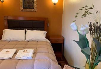 Cusco Plaza de armas allows 18 year olds to book a room