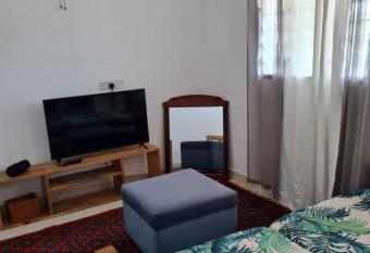 Cosy 1Bdr in Diani.Beachside next to Baobab Resort has Balcony rooms