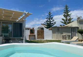 George s Island House with Plunge Pool has Balcony rooms