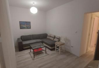 APARTMAN ADA has Balcony rooms