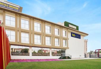 FabHotel Prime Royals Orchard allows 18 year olds to book a room