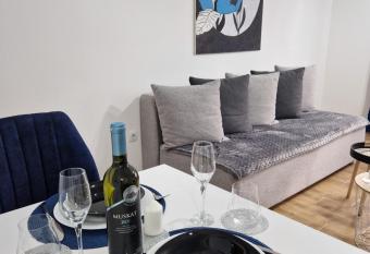 Apartman Astra has Balcony rooms