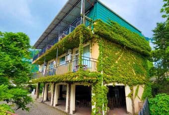 Guest House Kvariati has Balcony rooms