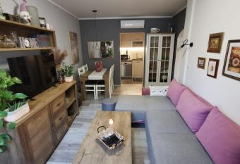 Apartment with garden has Balcony rooms