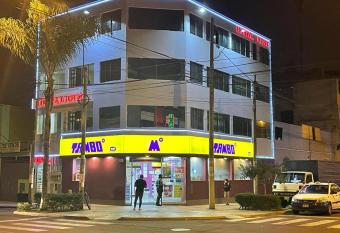 Hostal Jacuzzi Aar  n has rooms with a private hot tub