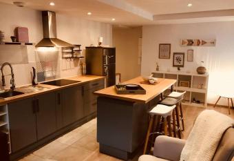 Triangle d or, 4 pers avec balcon has Balcony rooms