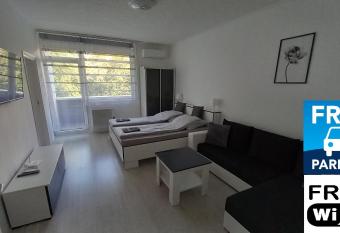 Grey Harmony Apartman has Balcony rooms