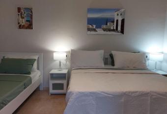 Esther Guest House has Balcony rooms