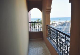 Oasis Hotel Apartments has Smoking/Balcony rooms