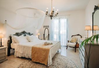 Juniper Bay allows 18 year olds to book a room