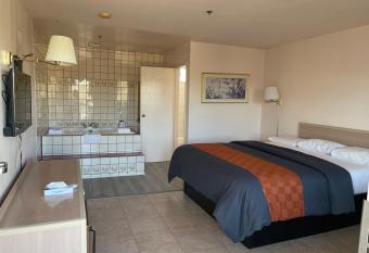 Diamond Inn allows 18 year olds to book a room