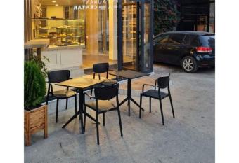 Vila Sofra allows 18 year olds to book a room