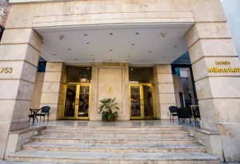 Millennium Inn Mendoza allows 18 year olds to book a room