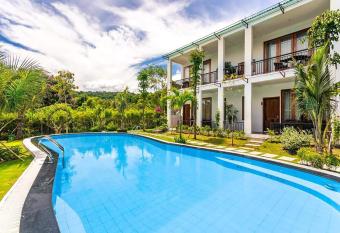 HANZ Caesar Hotel Phu Quoc allows 18 year olds to book a room