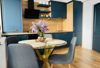 Paris Residence Targu -Jiu has Balcony rooms