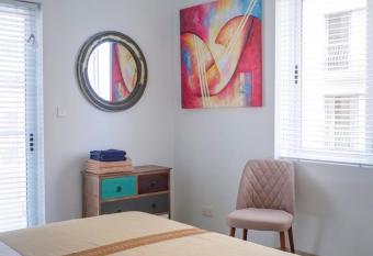 Bright and cosy flat in Sliema 2 min from the sea-Hosted by Sweetstay has Balcony rooms