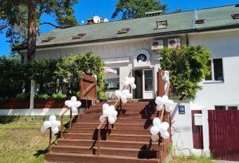 Guest House KAKTUS has Balcony rooms