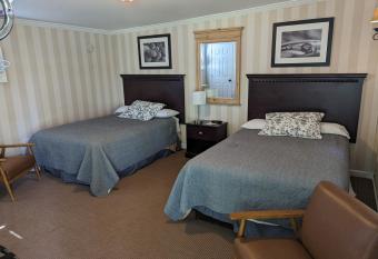 Stanford House allows 18 year olds to book a room