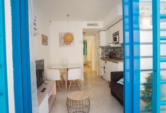 Apartamento Los Patos Beach allows 18 year olds to book a room