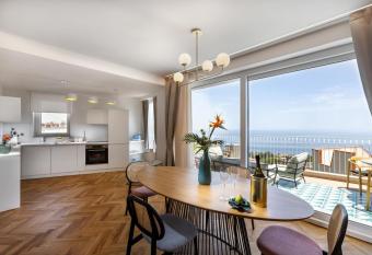 Casa Giafari has Balcony rooms