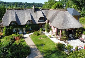 LA FONTAINE ROMY has Balcony rooms