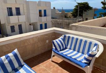 Casa del pescatore has Balcony rooms