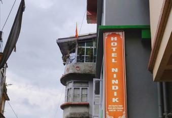 Hotel Nindik has Balcony rooms