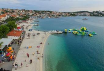 Apartman Orlica has Balcony rooms