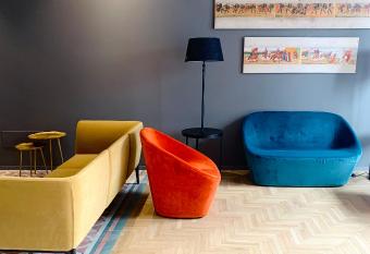 Re Sale Boutique Hotel has Balcony rooms