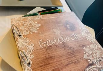 Wellness am Wald Wellness Behandlungen & Fr  hst  ck Auszeit im Odenwald allows 18 year olds to book a room