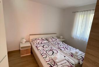 ROZMAR  N has Balcony rooms