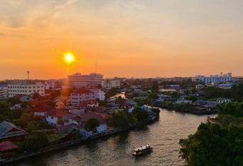 NORN Rimkhlong Bangkok                                has Balcony rooms