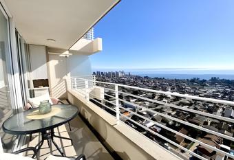 Acogedor depto. vista al Mar, Bosques de Montemar has Balcony rooms