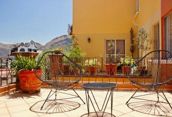 Colorful family condo with terrace and free parking has Balcony rooms