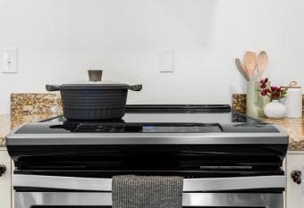 Happy detroit island view gem has Balcony rooms