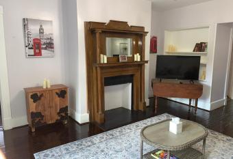 Historical District 2bdrm Built In 1910 has Balcony rooms