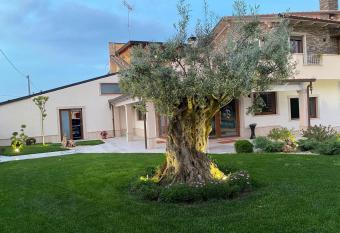 Balneum Rooms & SPA has Balcony rooms